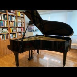 Yamaha G3 Grand Piano